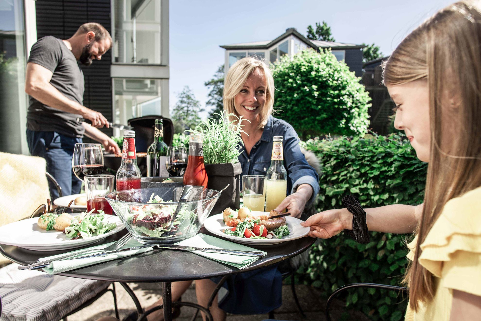 Familie grill